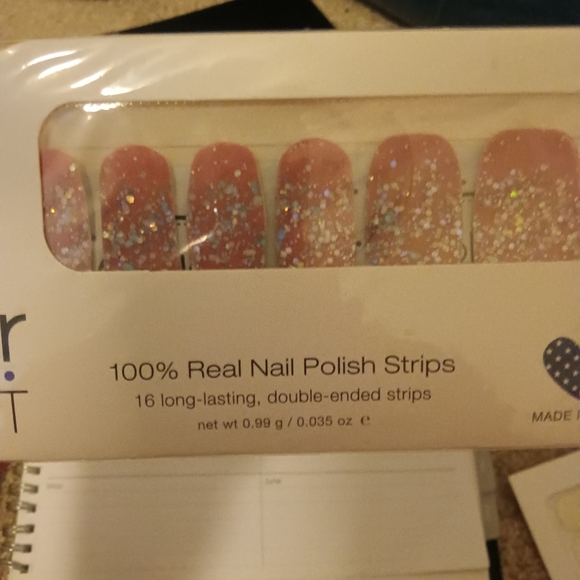 Paris Couture Color Street - Picture 1 of 2